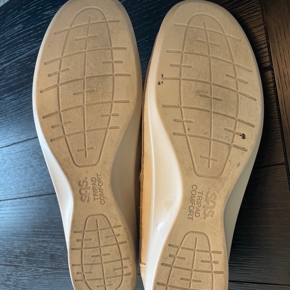 SAS Women's sz 9 1/2 Tan Flats Shoes Made in USA, Tripad Comfort - Soft Step - Picture 2 of 4